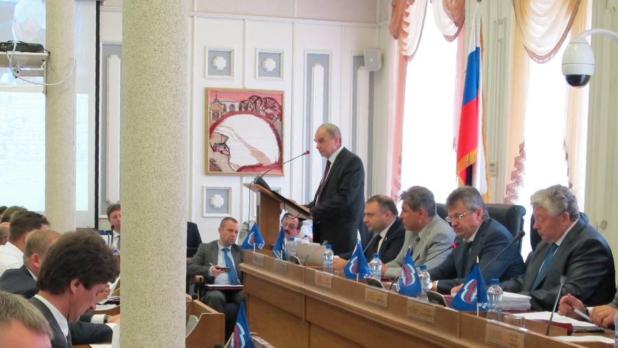 Для привлечения молодых специалистов
