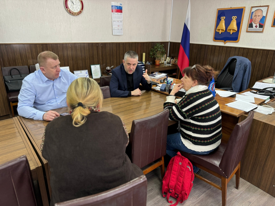 Служба по контракту