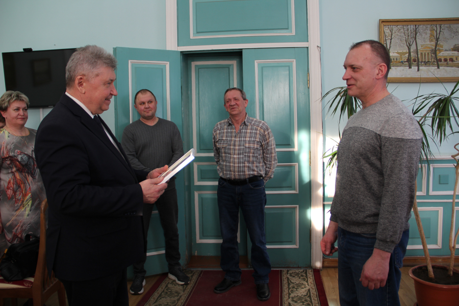 служба по контракту