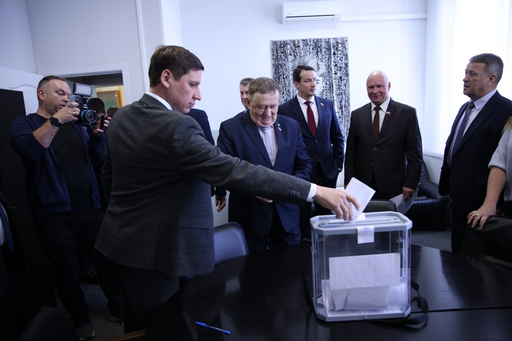 Избран новый спикер областной Думы