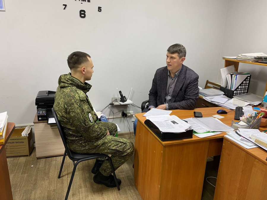 Служба по контракту