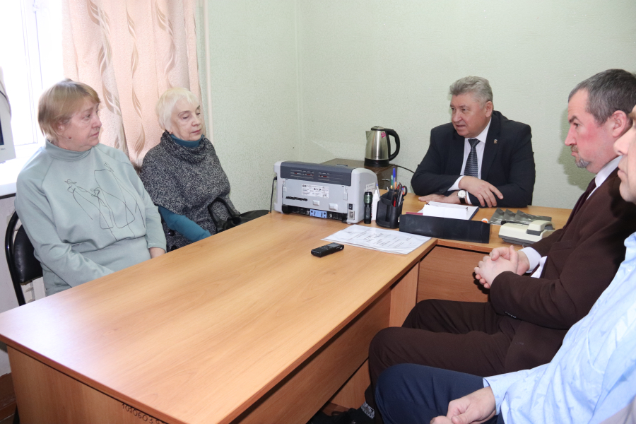 Служба по контракту
