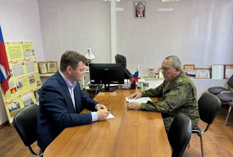 Служба по контракту