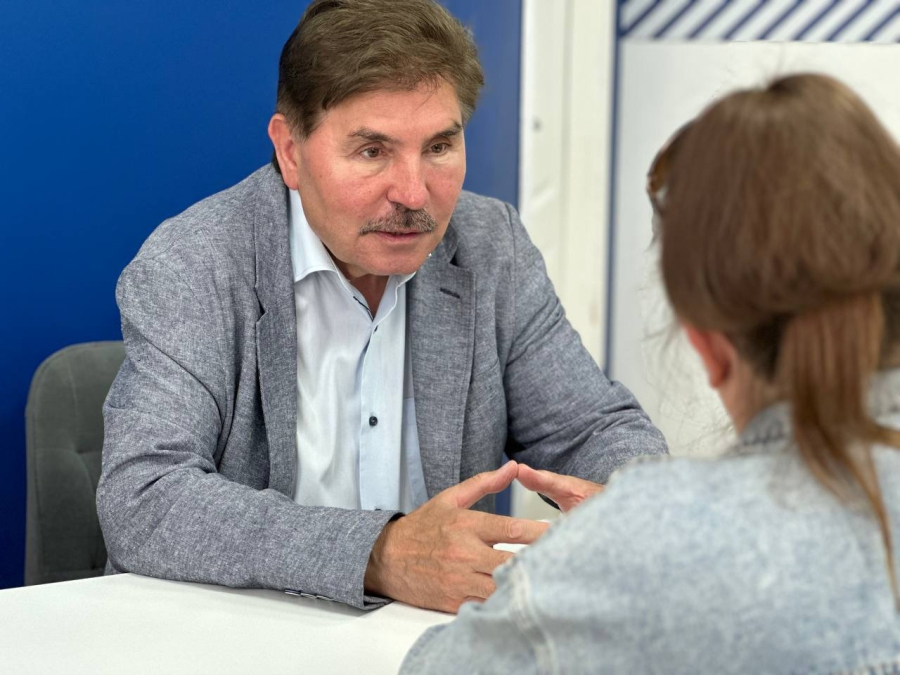 Служба по контракту